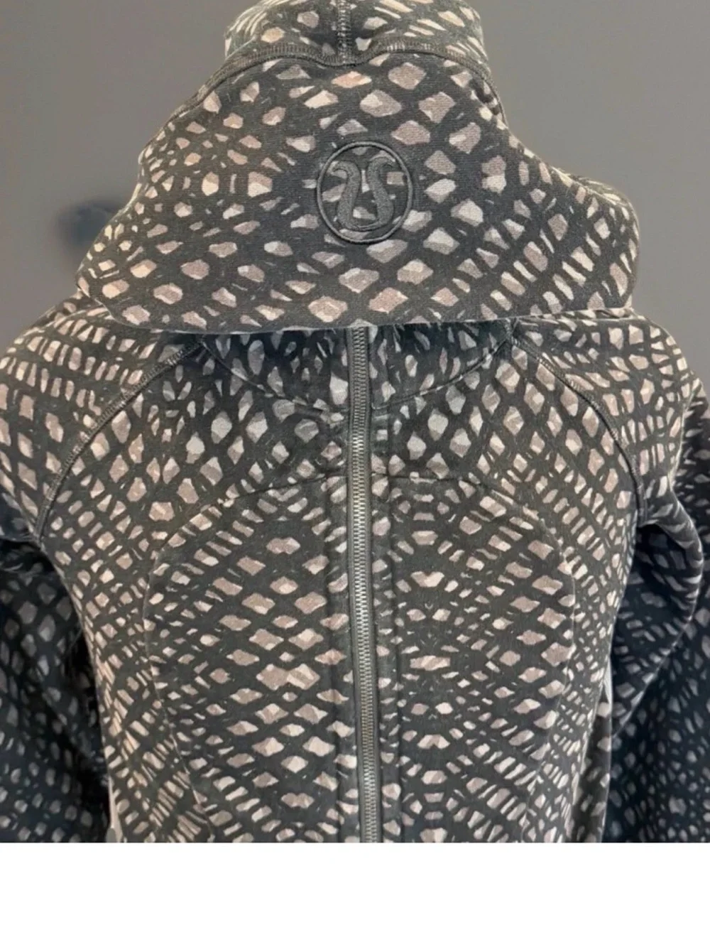 LULULEMON Scuba Zip Hoodie Size 10 FLAW ON 1 ELBOW, Simply Lace/Dark Slate Black